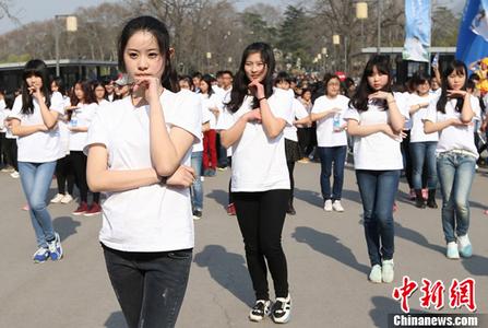 女子肺部磨玻璃结节癌变理赔遭拒